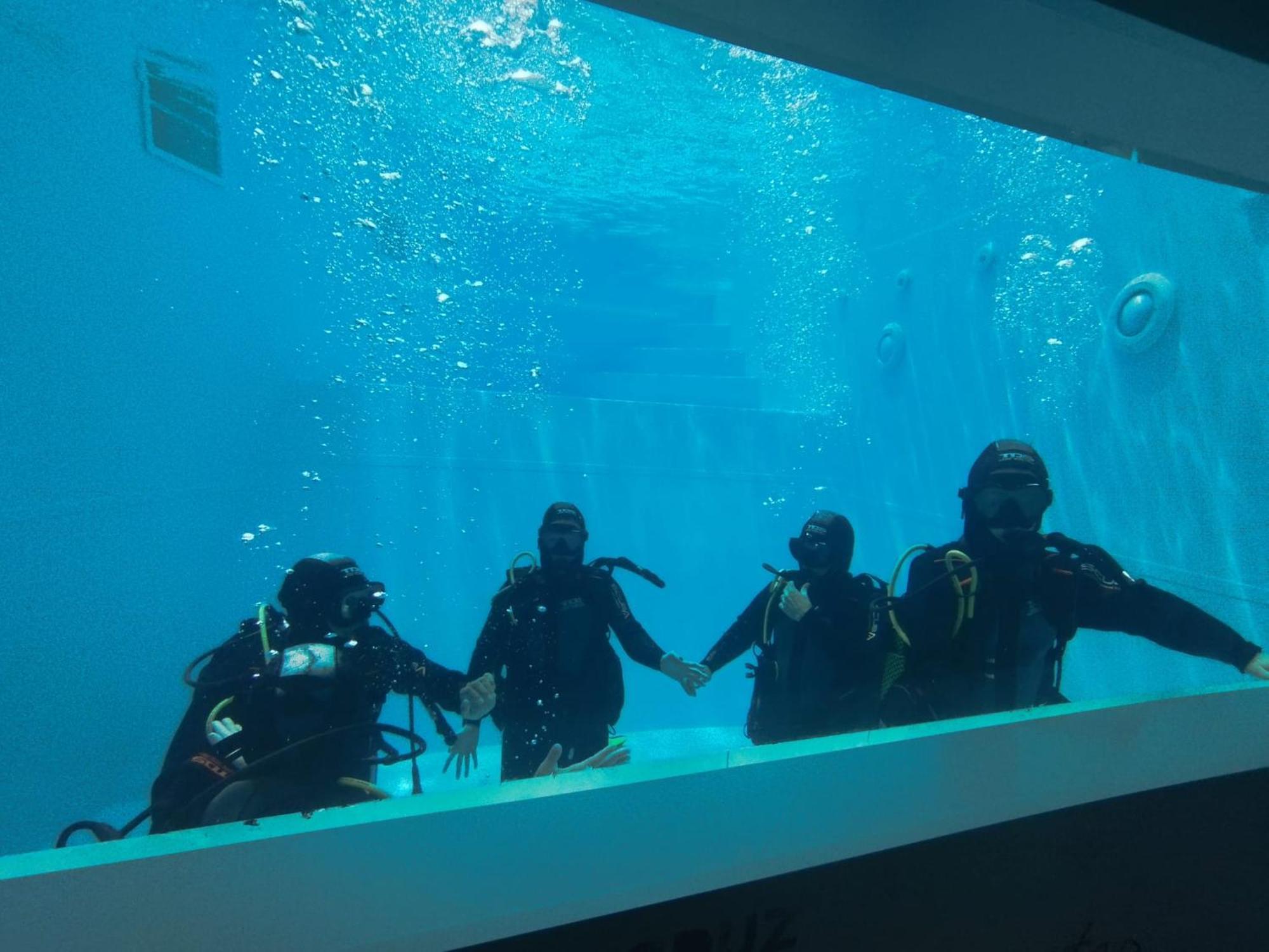 Santa Cruz Dive House Padi Dive Resort Silveira  Exterior photo
